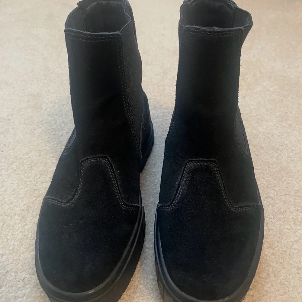 PUMA FENTY Chelsea Platform Boots Black Suede Size 7.5 - Picture 5 of 8